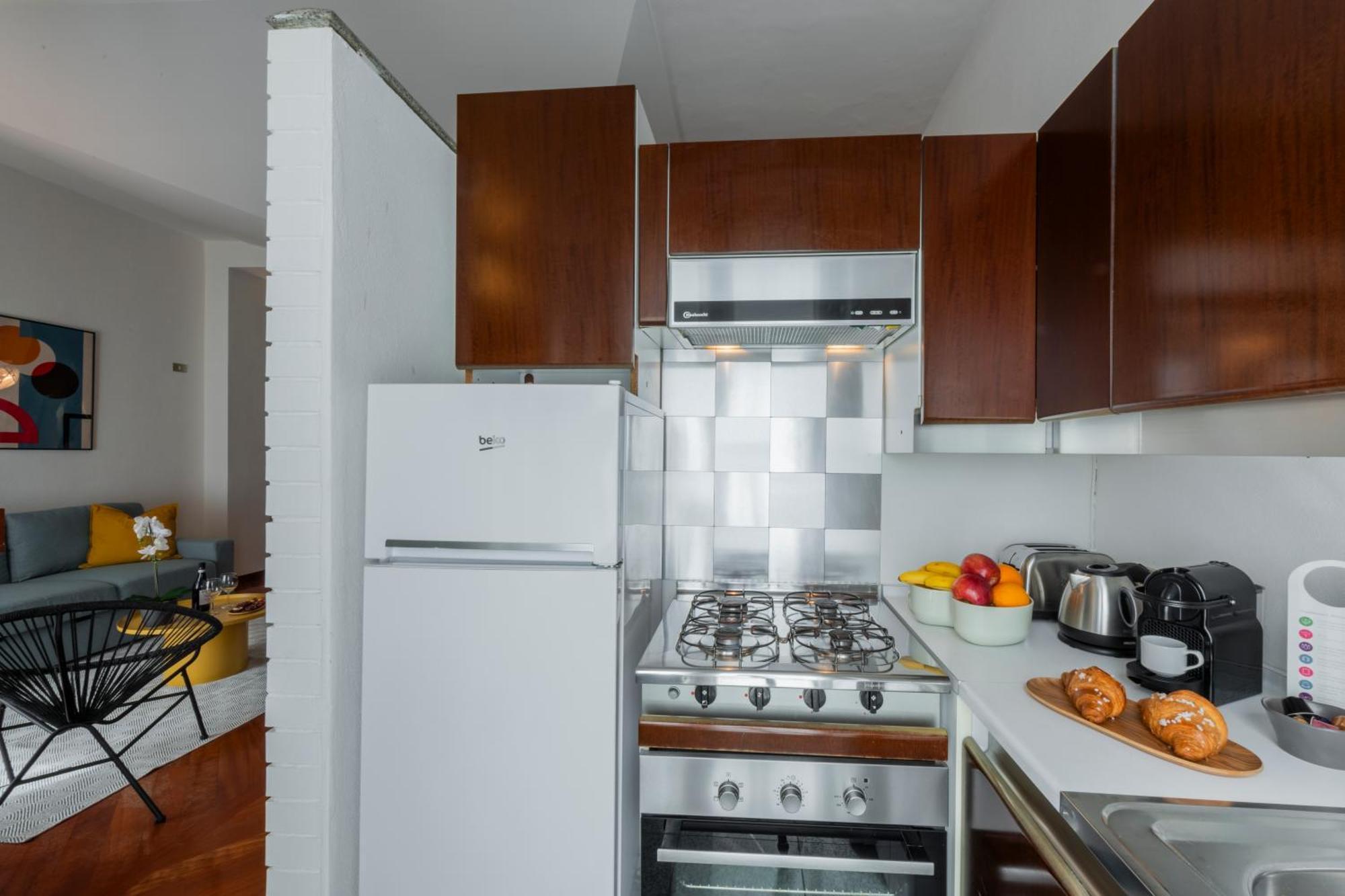 Sweett - San Vincenzo Apartment Milan Bagian luar foto
